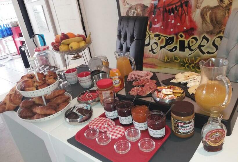 غرفة قياسية مزوَّدة بشُرفة, Restaurant Du Port