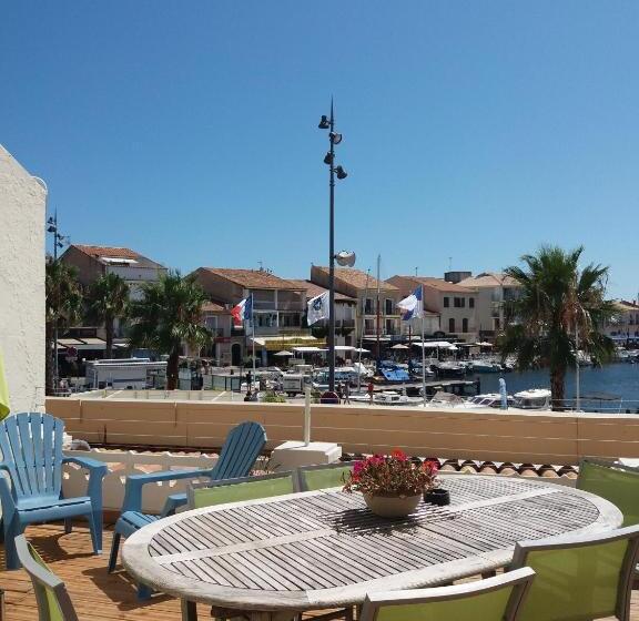 Апартаменты 1 Спальня с Террасой Вид на Море, Restaurant Du Port