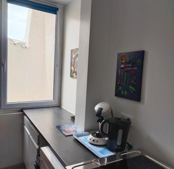 غرفة قياسية, Restaurant Du Port