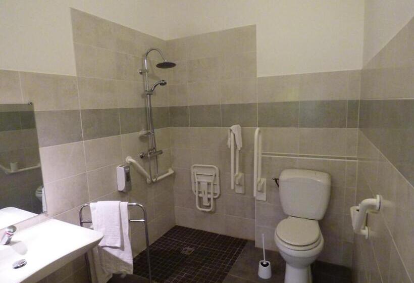 غرفة قياسية, Restaurant Du Port