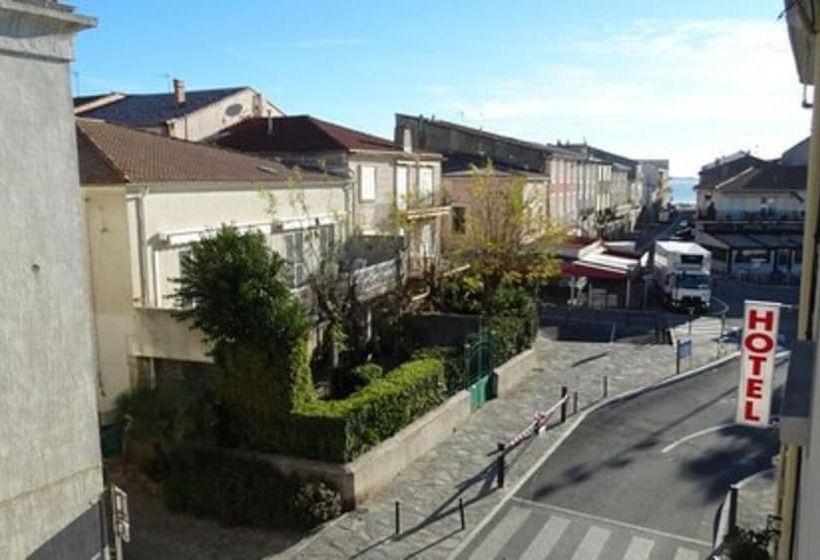 غرفة قياسية, Restaurant Du Port