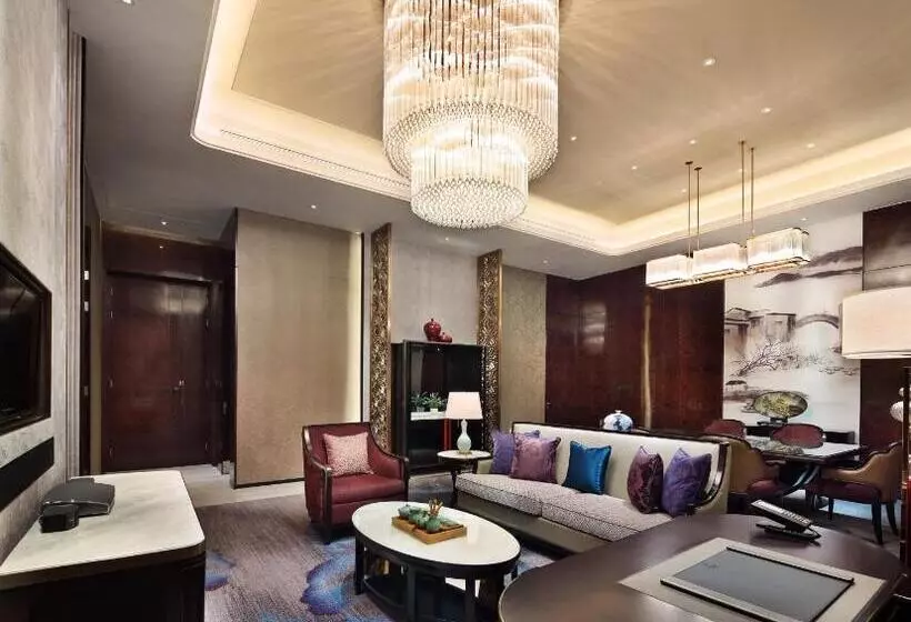 スイート, Wanda Realm Yiwu