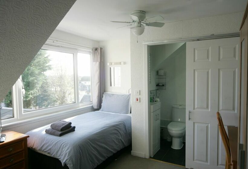 Номер Стандарт Индивидуальный, Dean Park Guest House