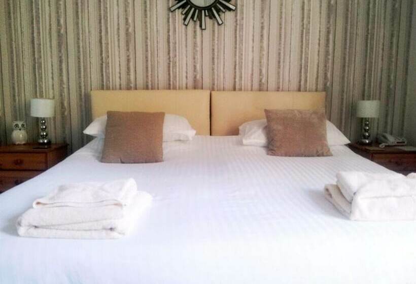 标准间, The Grove Cromer