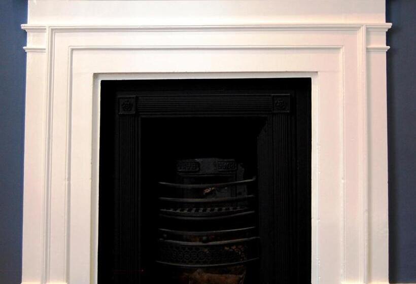 高级大房间, The Grove Cromer