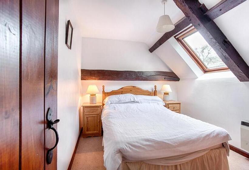 2间卧室的房子, The Grove Cromer