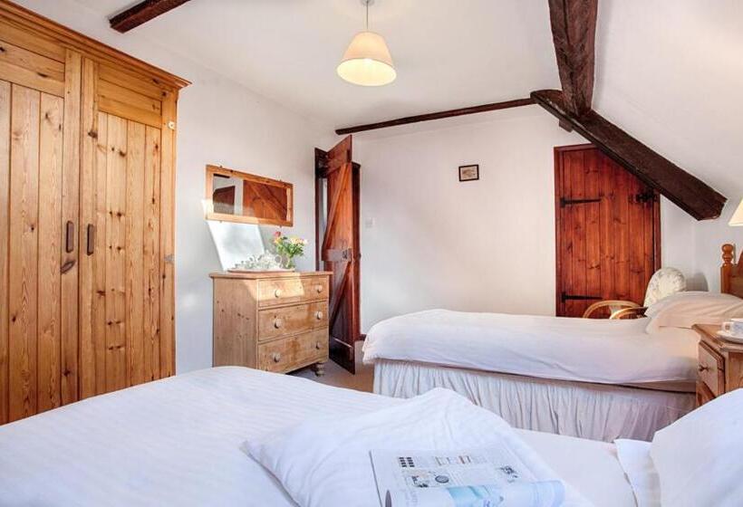 2间卧室的房子, The Grove Cromer