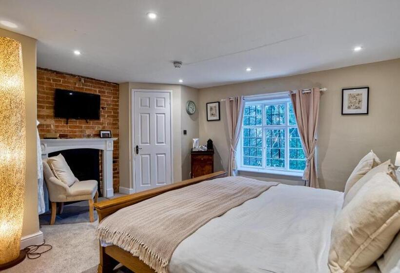 高级套房, The Grove Cromer