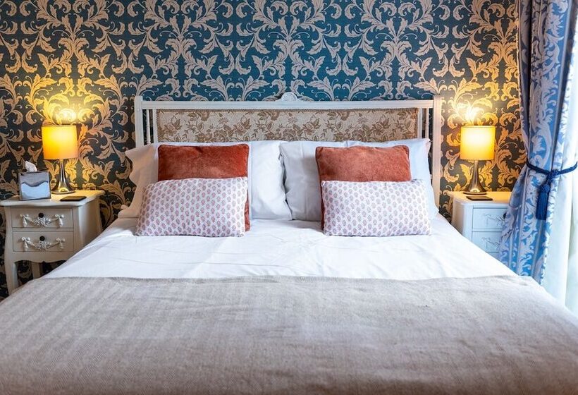 标准间, The Grove Cromer