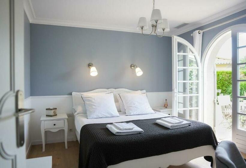 Номер Стандарт, Chambres D Hôtes Villa Surcouf