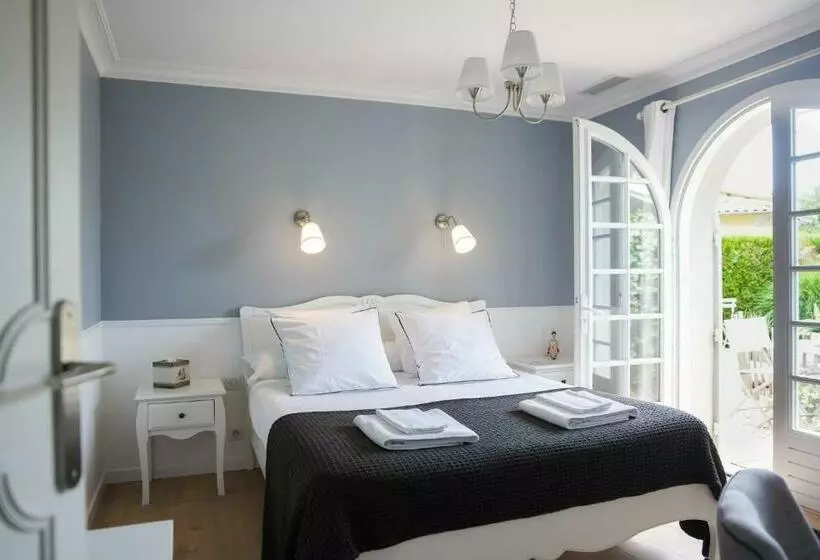 スタンダードルーム, Chambres D Hôtes Villa Surcouf