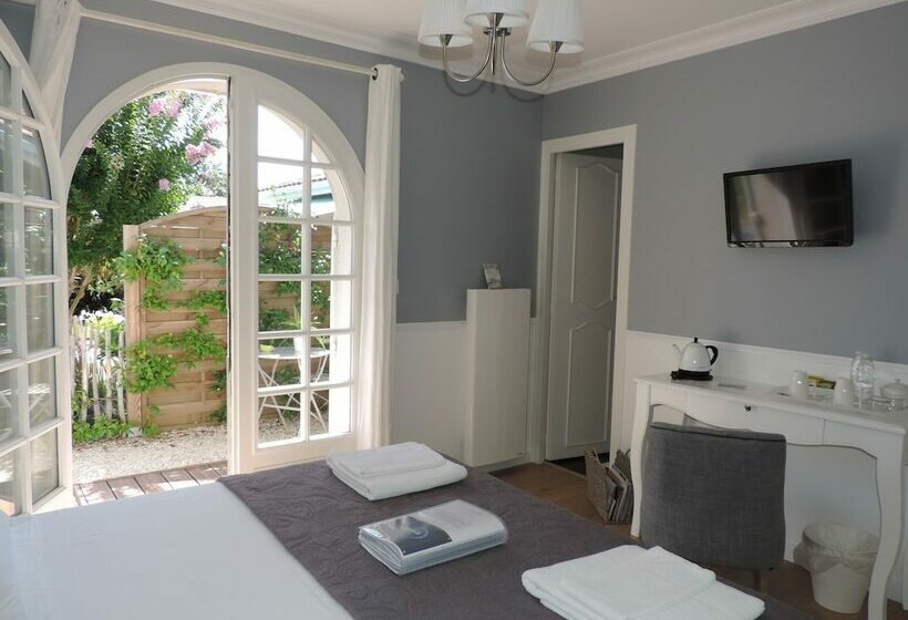 Номер Стандарт, Chambres D Hôtes Villa Surcouf