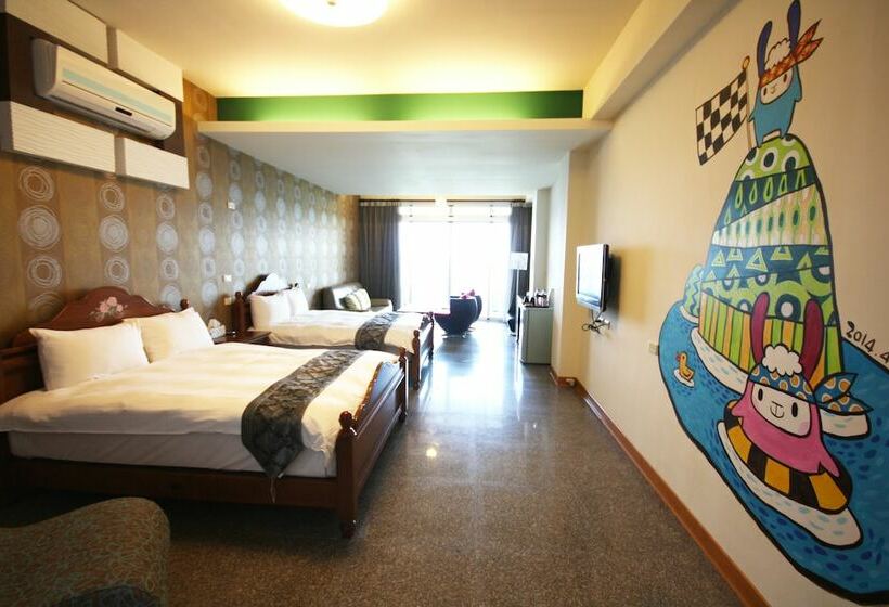 اتاق استاندارد چهار تخته با چشمانداز دریا, Spray House