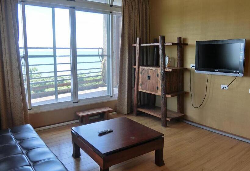 اتاق استاندارد چهار تخته با چشمانداز دریا, Spray House