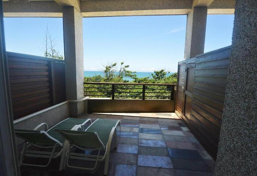 اتاق استاندارد با بالکن, Spray House