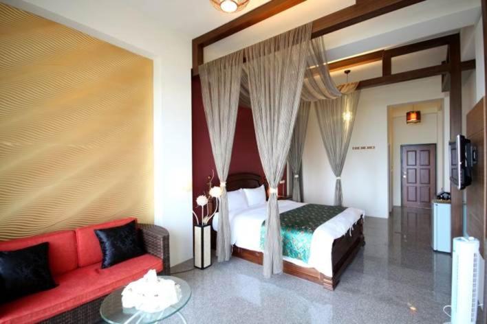 اتاق استاندارد, Spray House