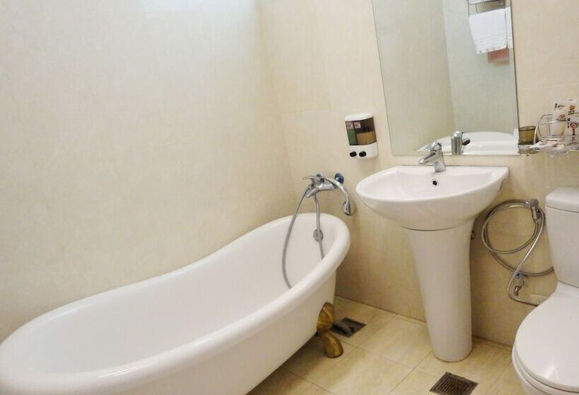 اتاق استاندارد, Spray House