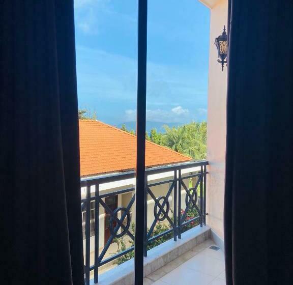 اتاق لوکس با چشم‌انداز دریا, Con Dao Resort