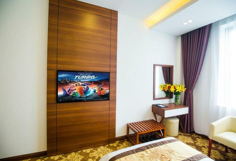 اتاق سوپریور, Grand