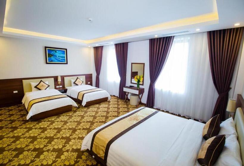 اتاق لوکس سه تخته, Grand