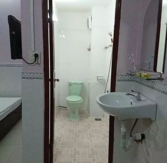 اتاق استاندارد چهار تخته, Hostel Garnet