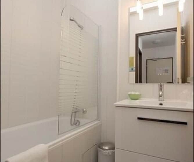 חדר סטנדרט יחיד, Hôtel Peyramale