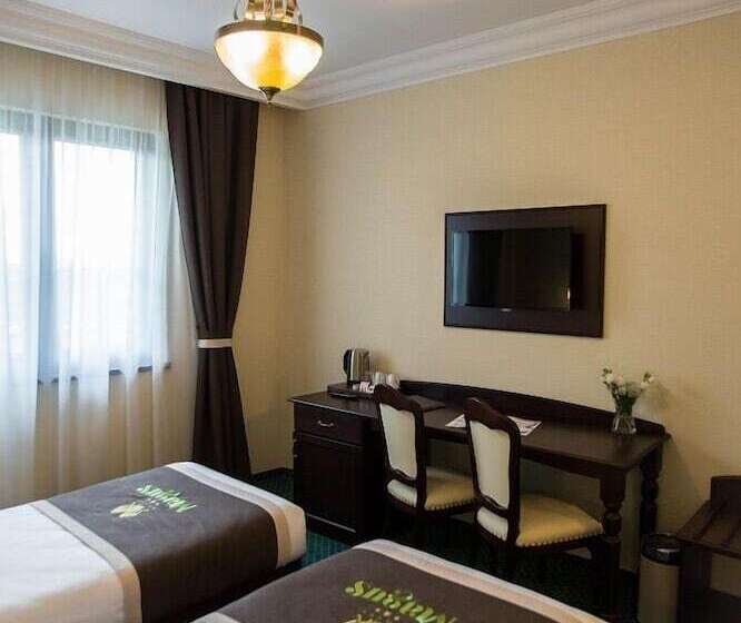 デラックスルーム, Magus