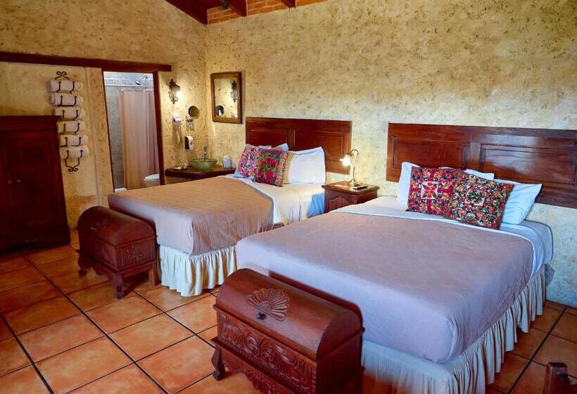 اتاق استاندارد چهار تخته, Naif Boutique