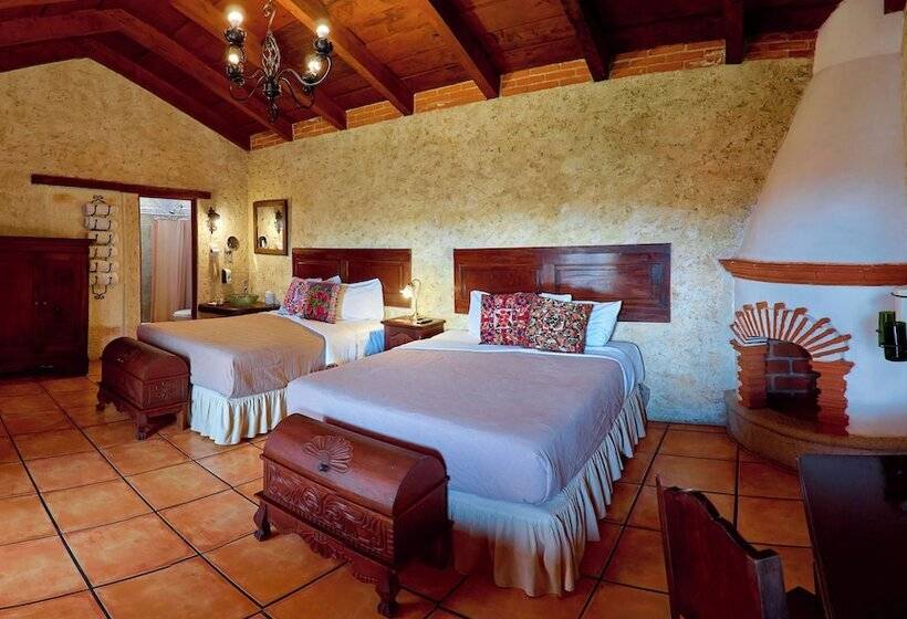 اتاق استاندارد چهار تخته, Naif Boutique