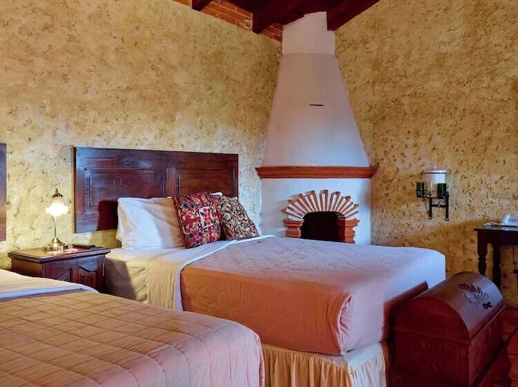 اتاق استاندارد چهار تخته, Naif Boutique