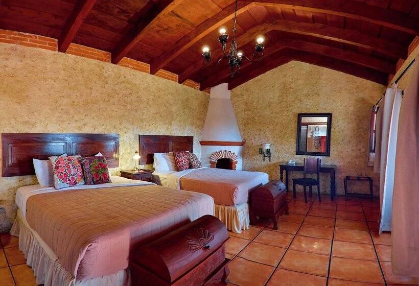 اتاق استاندارد چهار تخته, Naif Boutique