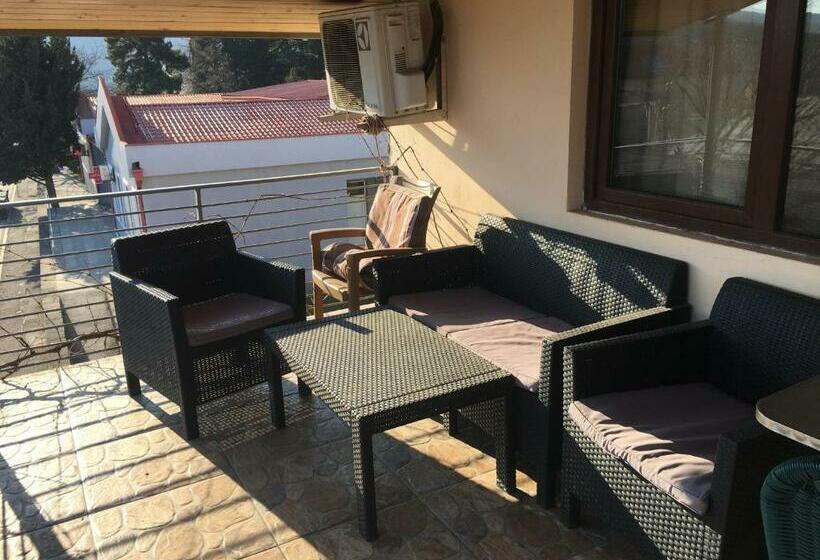 اتاق لوکس, Prime