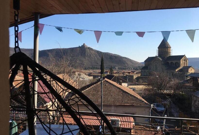 اتاق استاندارد سه نفره, Prime