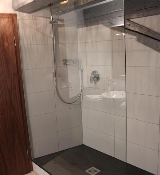 دوبلکس یک خوابه, Schmales Haus