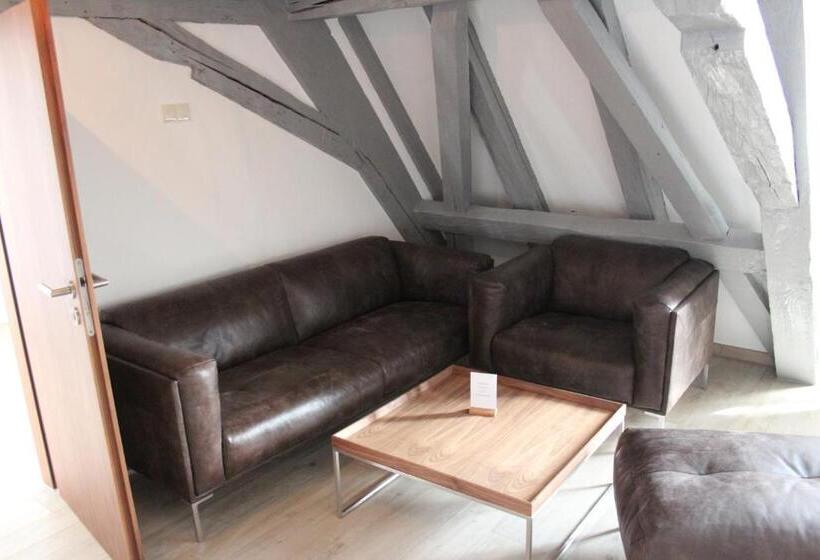 دوبلکس یک خوابه, Schmales Haus