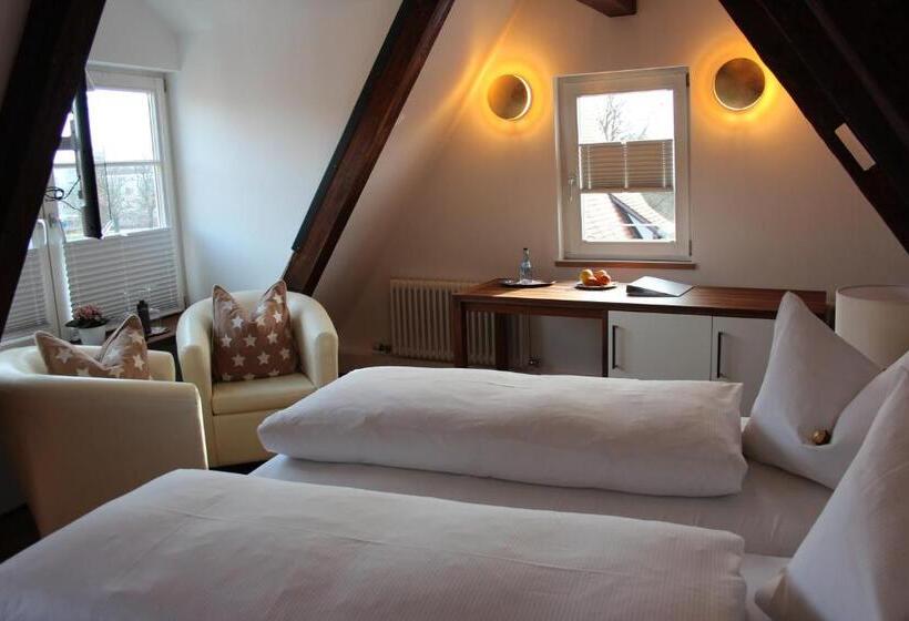 套房, Schmales Haus