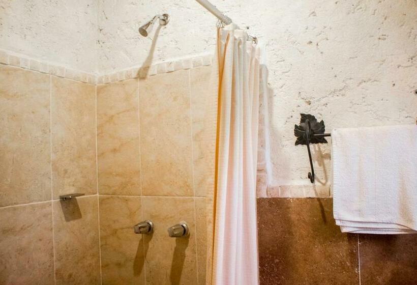 اتاق استاندارد, Naif Boutique