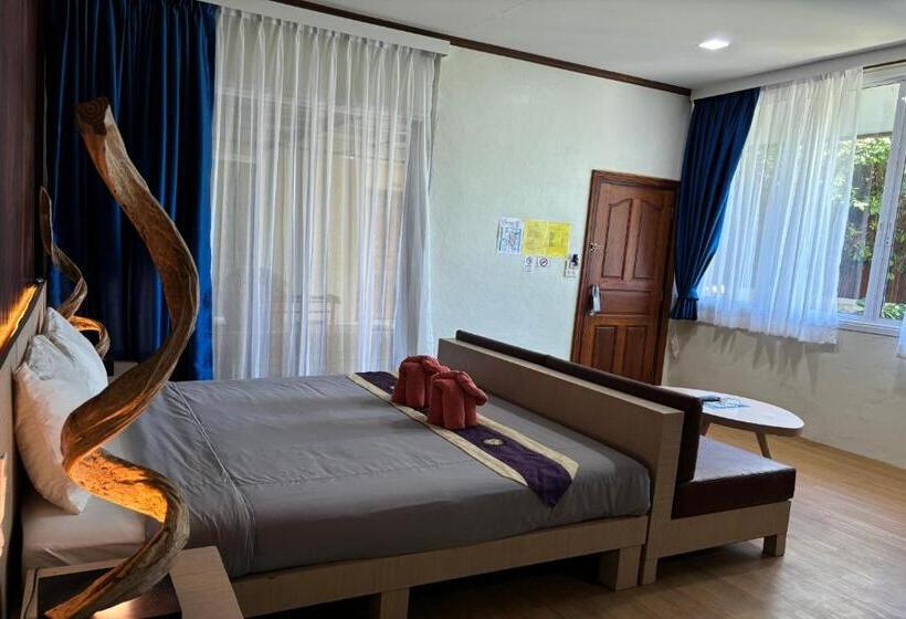 スーペリアーバンガロー, Paradise Resort Phi Phi Sha Plus