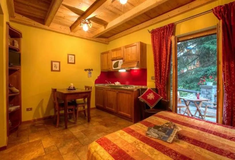 バルコニー付きスタンダードステューディオ, B&b Residence Checrouit