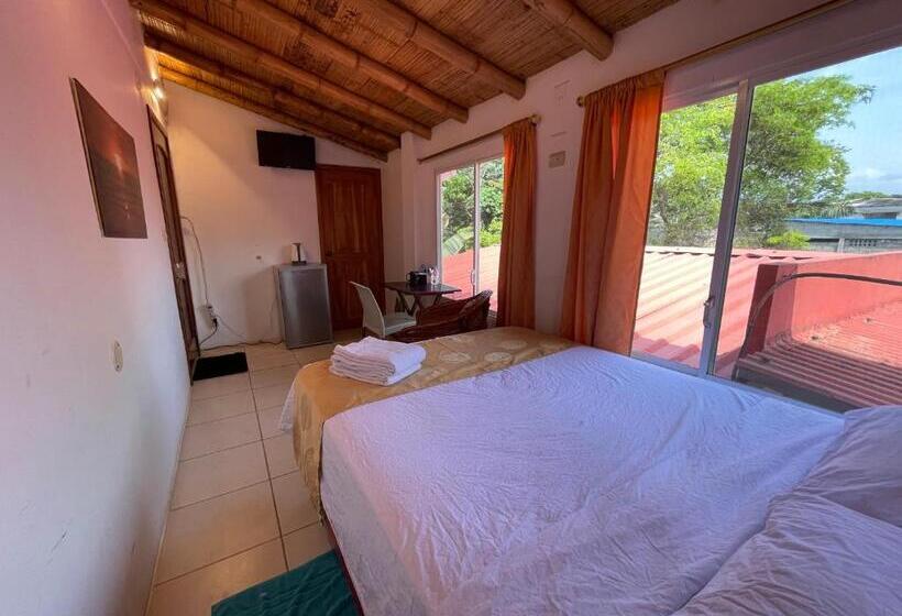 デラックスルーム, La Casa Naranja Bed And Breakfast