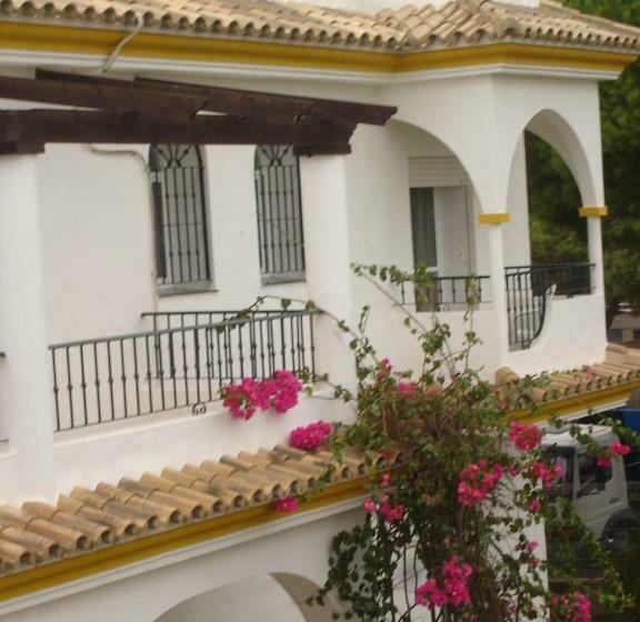 スタンダードトリプルルーム, Hostal Los Pinos