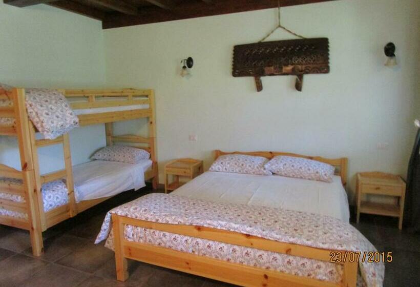 חדר סטנדרט לארבעה, Agriturismo Rio Castello