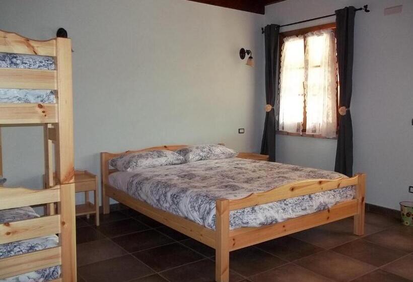 חדר סטנדרט לארבעה, Agriturismo Rio Castello