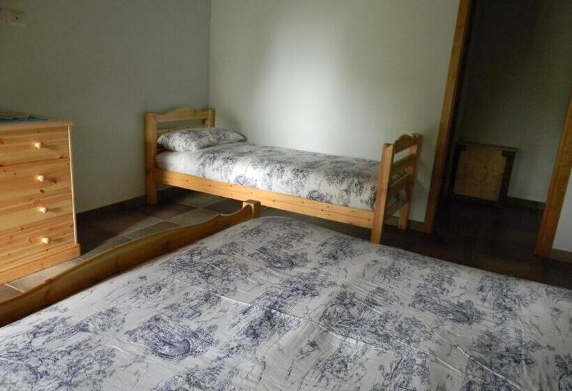 חדר סטנדרט לשלושה, Agriturismo Rio Castello