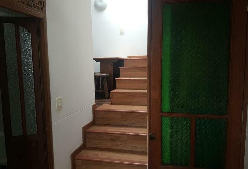 Apartamento 1 Dormitório, Apartaestudios La Candelaria