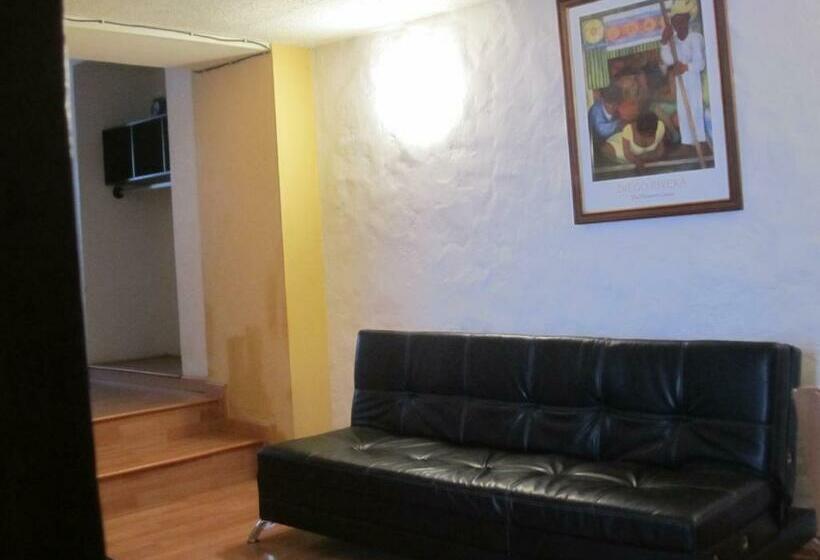 דירת חדר, Apartaestudios La Candelaria