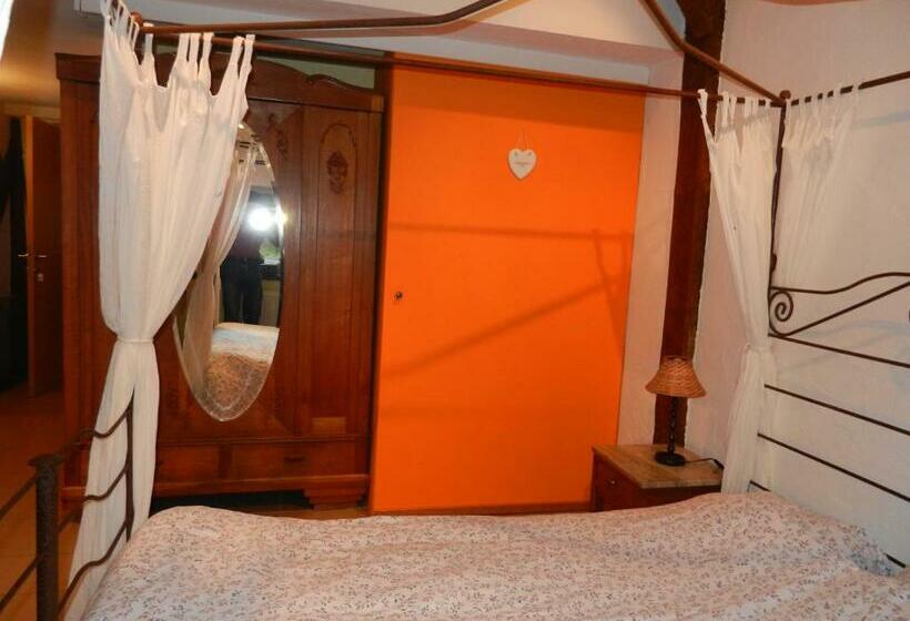 コンフォートルーム, B&b Le  Ti  Bou De Refuge