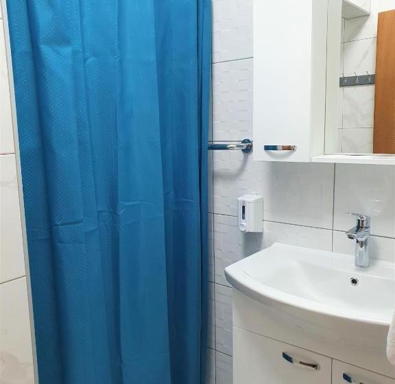 スタンダードシングルルーム, Europa