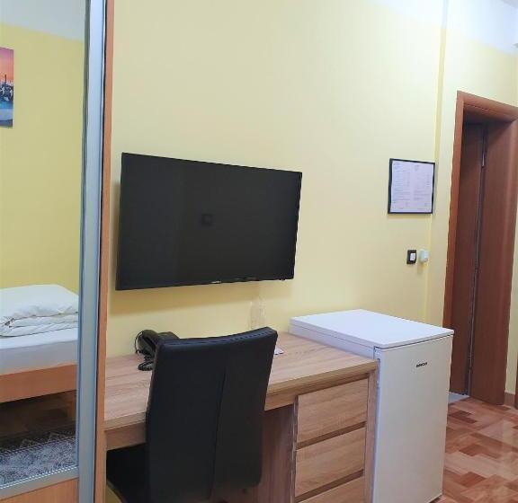 חדר סטנדרט יחיד, Europa