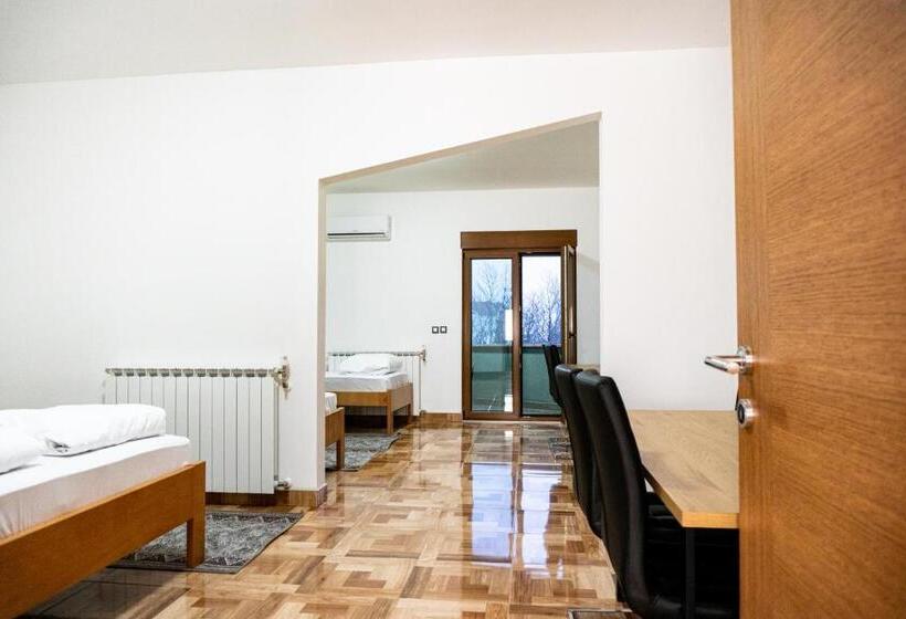 ファミリールーム, Europa